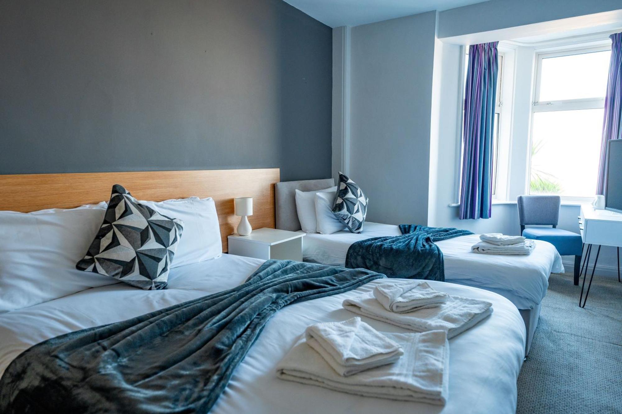 The Strathmore Hotel モアカム エクステリア 写真
