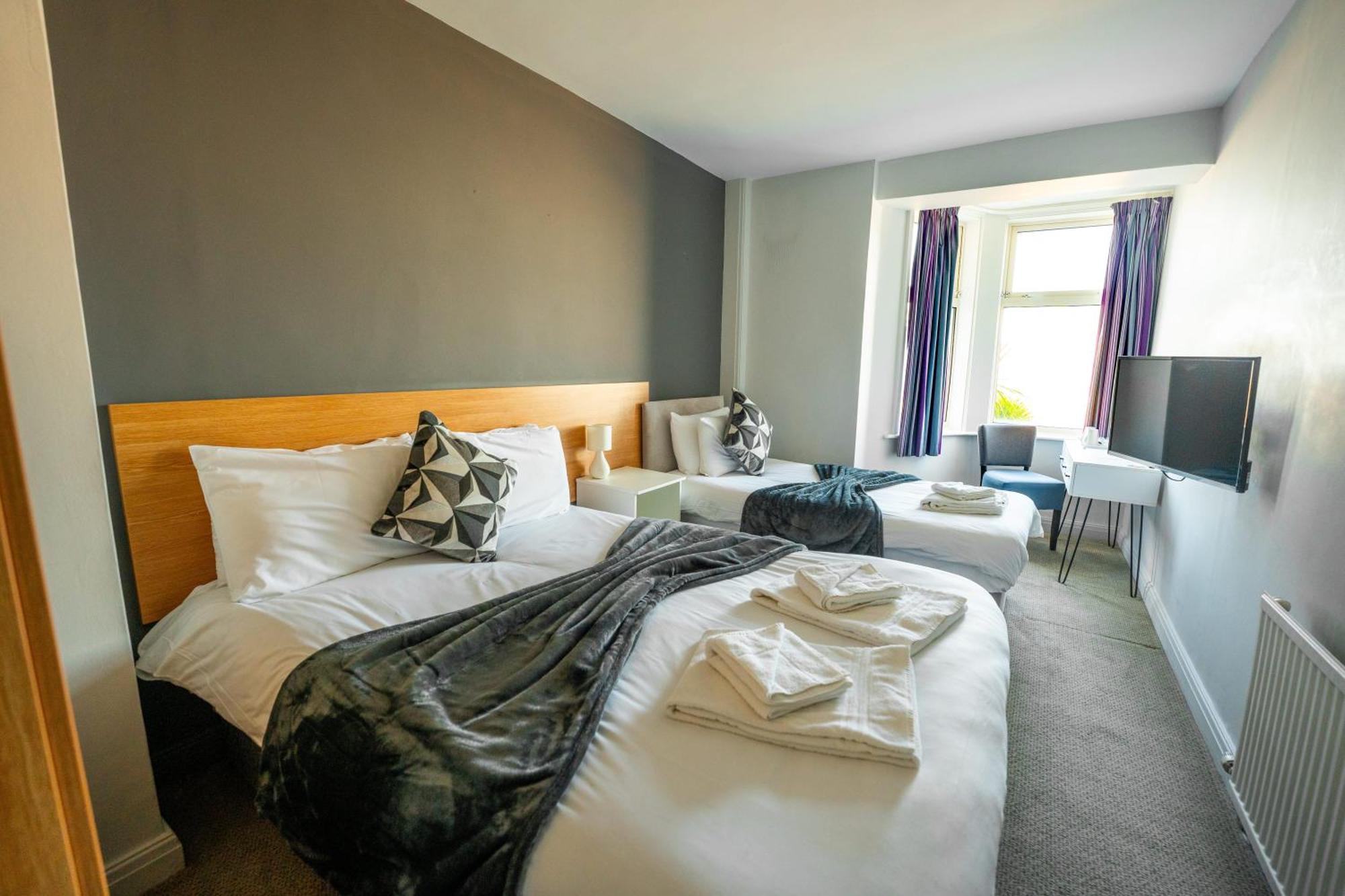 The Strathmore Hotel モアカム エクステリア 写真